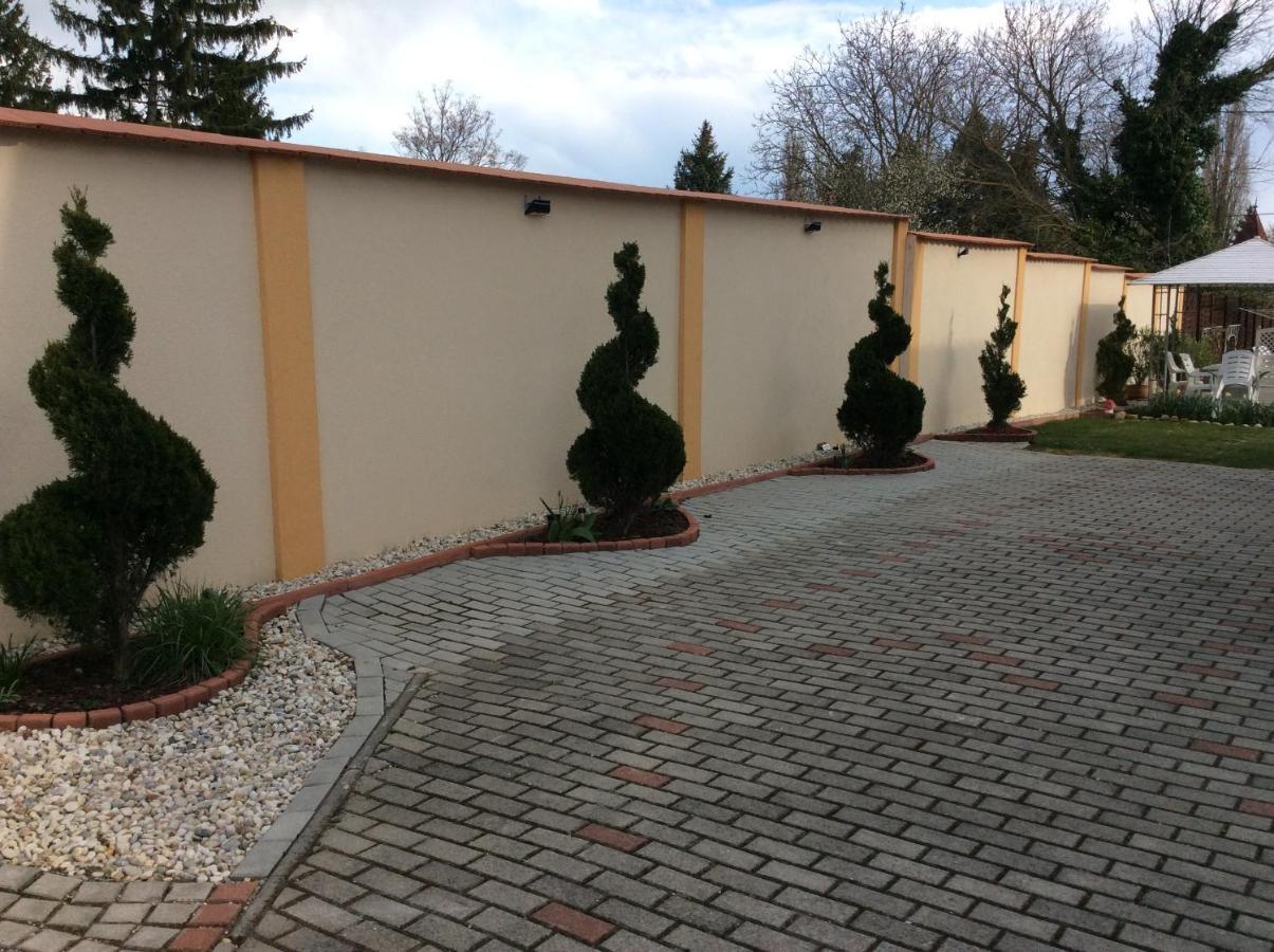 Gyenesi Virag Apartman Gyenesdias Luaran gambar