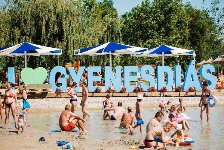 Gyenesi Virag Apartman Gyenesdias Luaran gambar