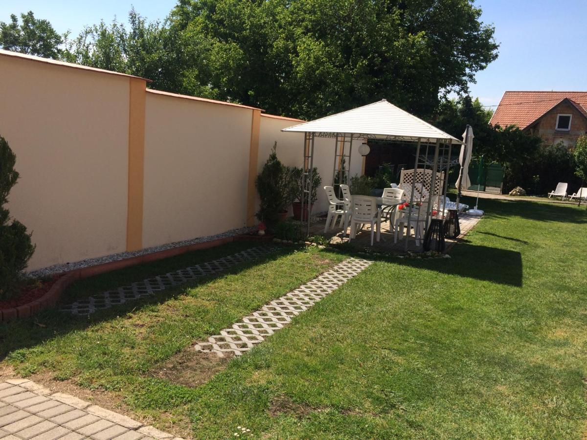 Gyenesi Virag Apartman Gyenesdias Luaran gambar